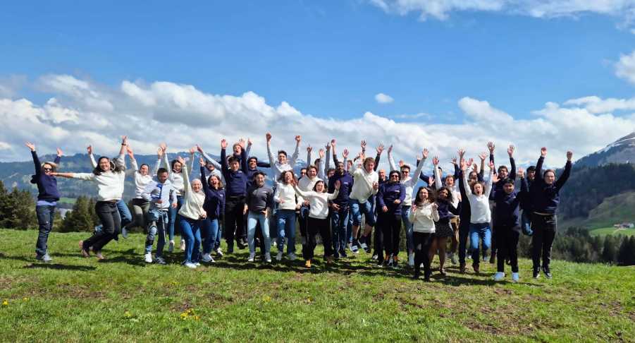 Enlarged view: IfA lab members 2025
